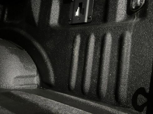 Used 2018 Ford F150 Lariat w/ Equipment Group 502A Luxury image 6