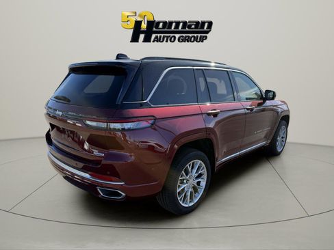 Used 2025 Jeep Grand Cherokee Summit image 5