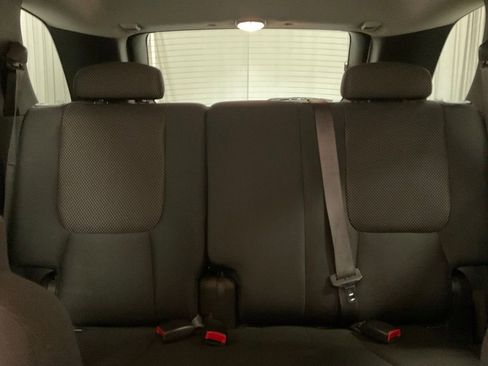 Used 2006 Pontiac Torrent 2WD w/ Preferred Package image 30