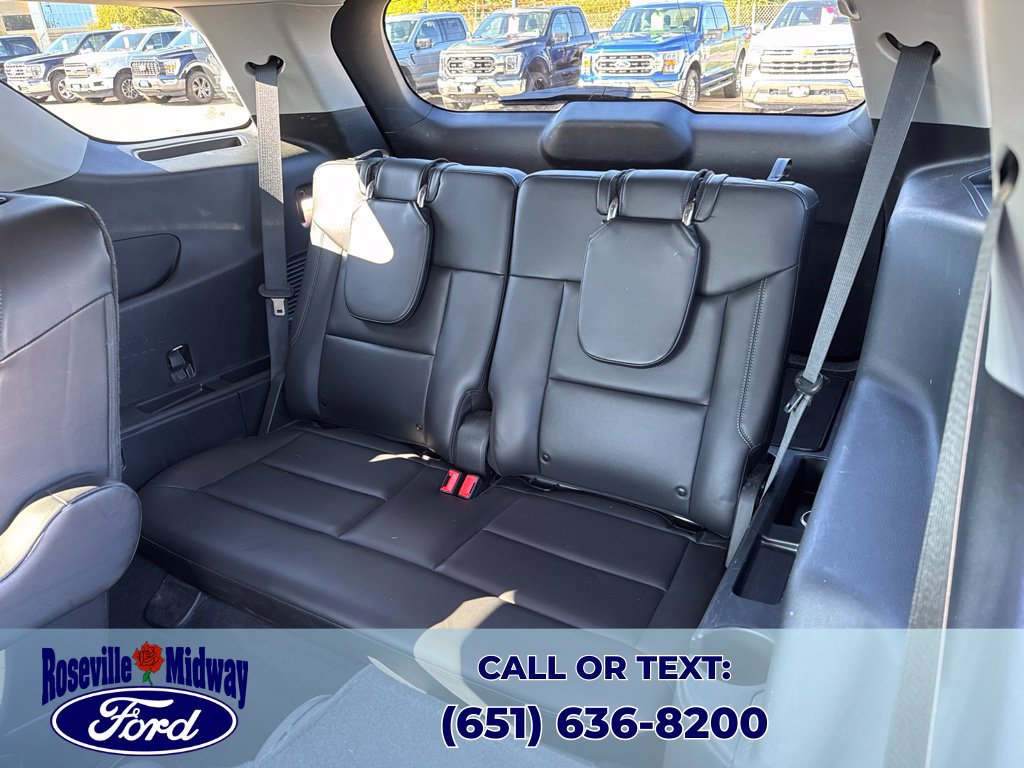 Used 2022 Ford Explorer XLT w/ Equipment Group 202A AWD/4WD image 27