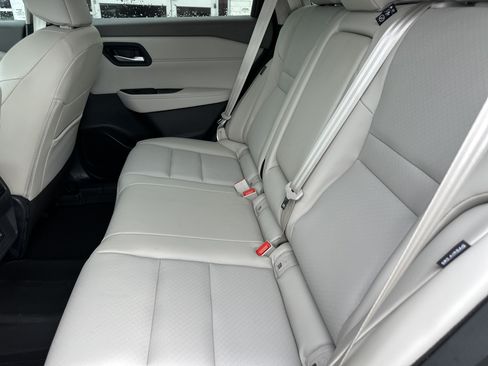 Used 2026 Nissan Rogue Dark Armor FWD image 12