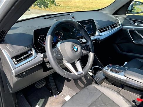 Used 2024 BMW X1 xDrive28i w/ Convenience Package AWD/4WD image 5