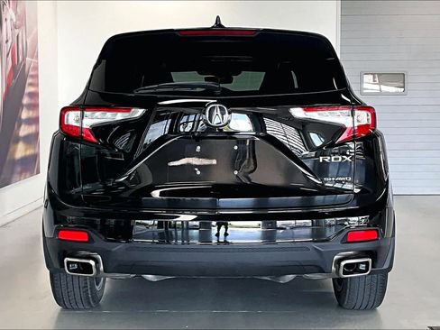 Used 2023 Acura RDX AWD w/ Advance Package image 5