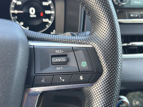 Used 2023 Mitsubishi Outlander SEL AWD/4WD image 18