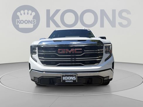 Used 2025 GMC Sierra 1500 SLT AWD/4WD image 11