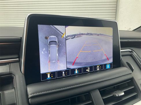 Used 2021 Chevrolet Tahoe Z71 w/ Luxury Package image 22