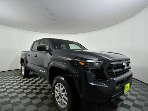 New 2026 Toyota Tacoma SR5 image 8