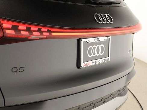 New 2025 Audi Q5 Premium Plus image 28