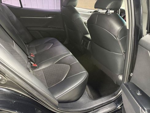 Used 2019 Toyota Camry XSE FWD image 29