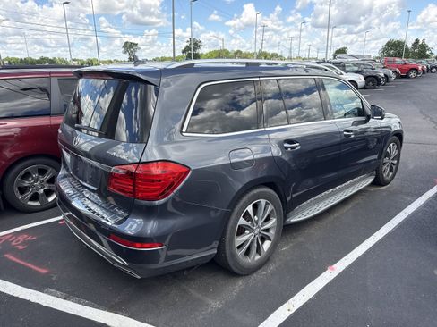 Used 2013 Mercedes-Benz GL 450 4MATIC image 3