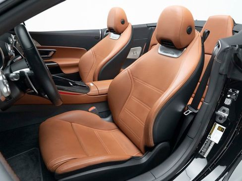 Used 2022 Mercedes-Benz SL 63 AMG SL 63 AMG image 16