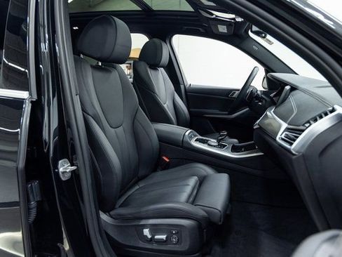 Certified 2022 BMW X5 xDrive40i w/ Premium Package image 25