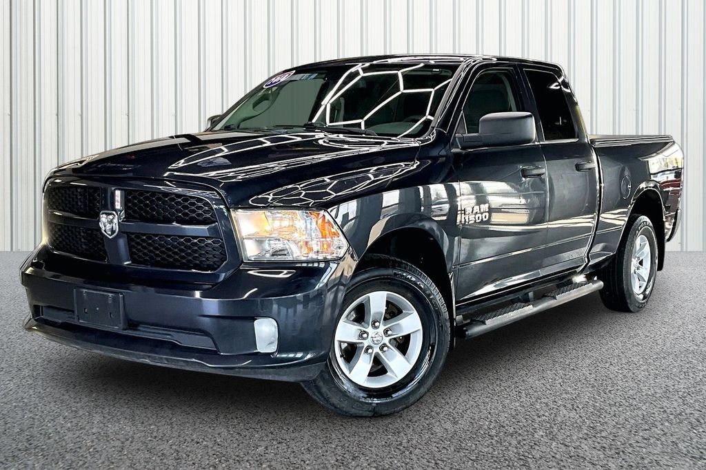 Used 2018 RAM 1500 Express AWD/4WD image 3