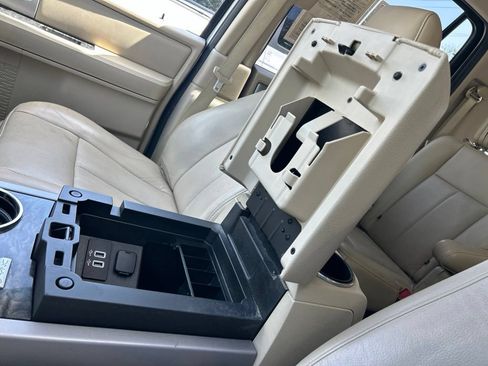 Used 2017 Ford Expedition EL Limited w/ Equipment Group 301A AWD/4WD image 35