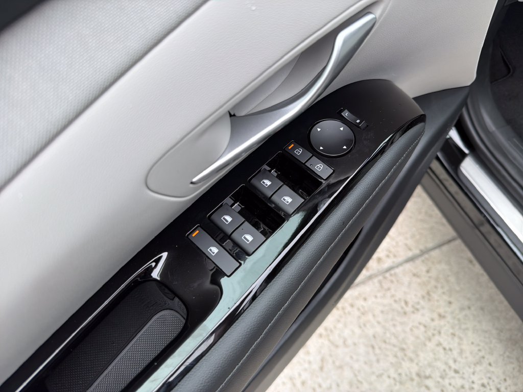 New 2026 Hyundai Tucson Limited AWD/4WD image 16