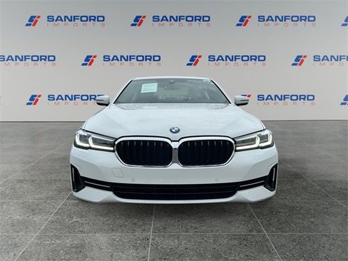 Used 2022 BMW 530i w/ Convenience Package image 8