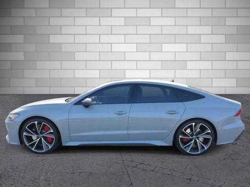 Used 2023 Audi RS 7 Sportback image 2
