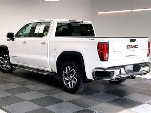 Used 2022 GMC Sierra 1500 SLT w/ SLT Premium Plus Package AWD/4WD image 10