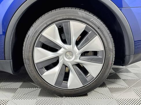 Used 2023 Tesla Model Y AWD image 48