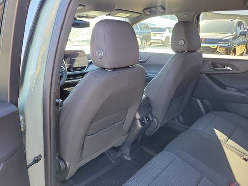 New 2026 Chevrolet Equinox LT image 12