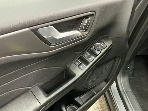 Used 2024 Ford Escape SE FWD image 15
