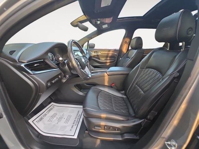 Used 2023 Buick Enclave Avenir w/ Avenir Technology Package AWD/4WD image 11