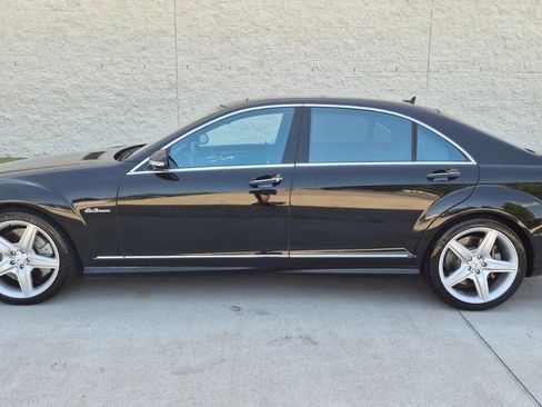 Used 2009 Mercedes-Benz S 63 AMG image 4