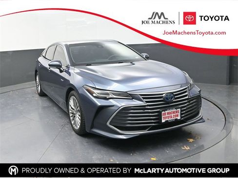 Used 2021 Toyota Avalon Limited w/ Advanced Safety Package image 1