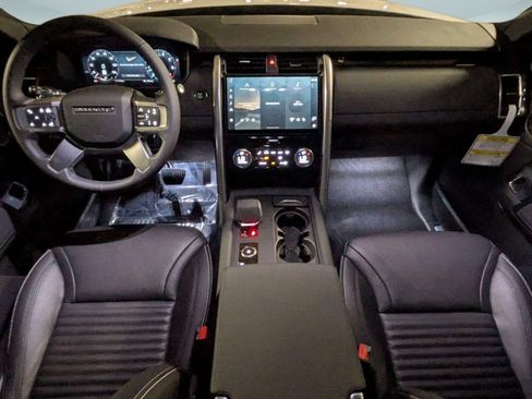 New 2026 Land Rover Discovery S AWD/4WD image 26