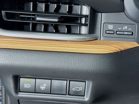 New 2026 Toyota Grand Highlander FWD image 14