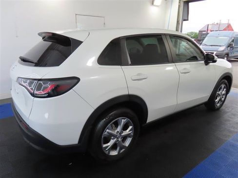 Used 2024 Honda HR-V LX image 14