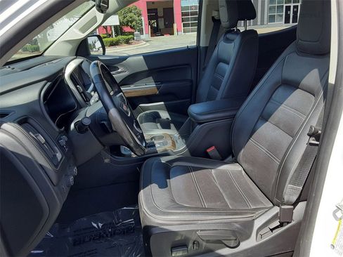 Used 2019 GMC Canyon Denali image 10