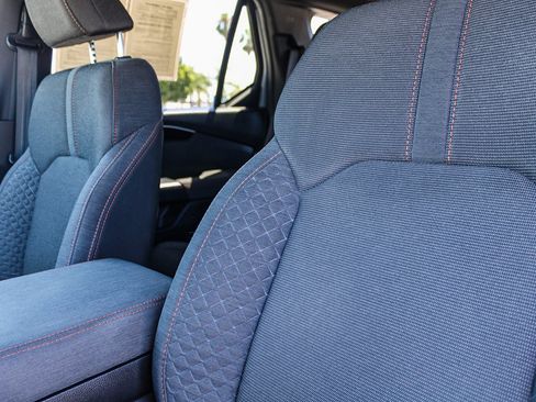 Certified 2025 Honda Pilot Sport image 24