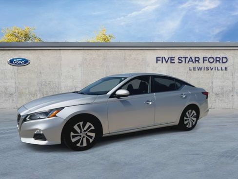 Used 2020 Nissan Altima 2.5 S FWD image 4