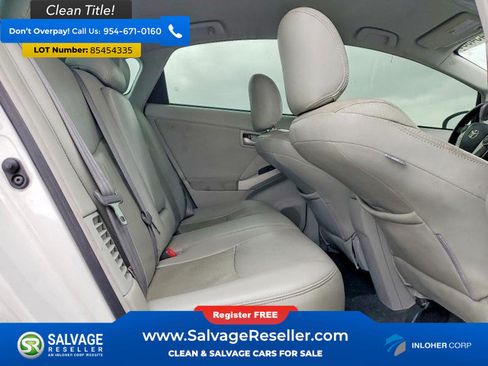 Used 2013 Toyota Prius Two FWD image 13