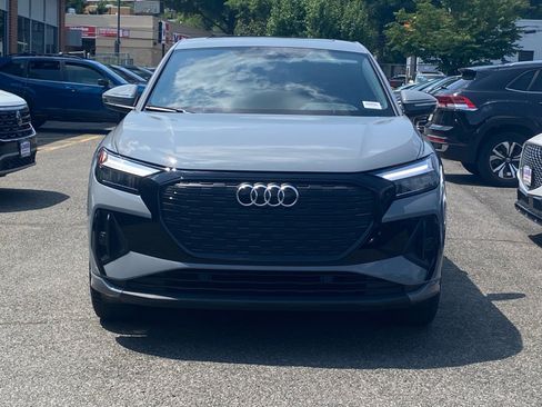 Used 2023 Audi Q4 e-tron Premium Plus w/ Premium Plus AWD/4WD image 6