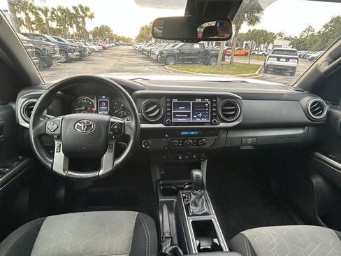 Used 2023 Toyota Tacoma TRD Off-Road image 21