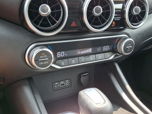 Used 2020 Nissan Sentra SV FWD image 17