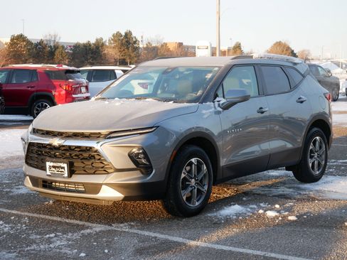 Used 2024 Chevrolet Blazer LT w/ Convenience Package image 5
