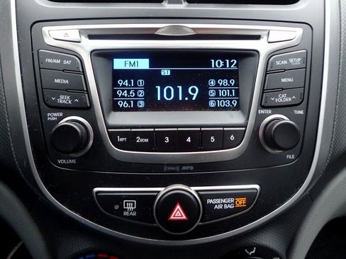 Used 2017 Hyundai Accent SE image 15