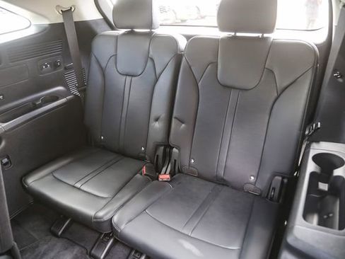 Certified 2024 Kia Sorento S w/ Panoramic Sunroof Package FWD image 21