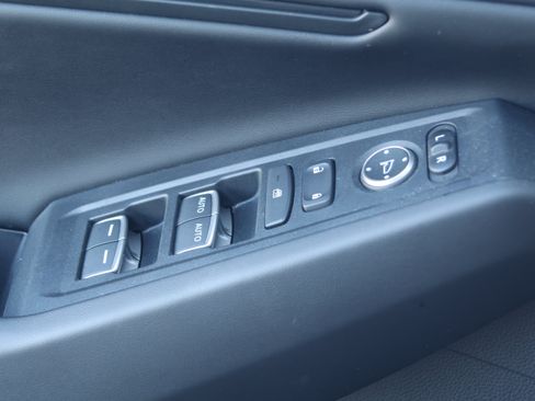 Used 2024 Honda Accord EX image 13