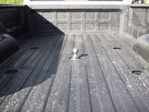 Used 2018 RAM 3500 Laramie image 10