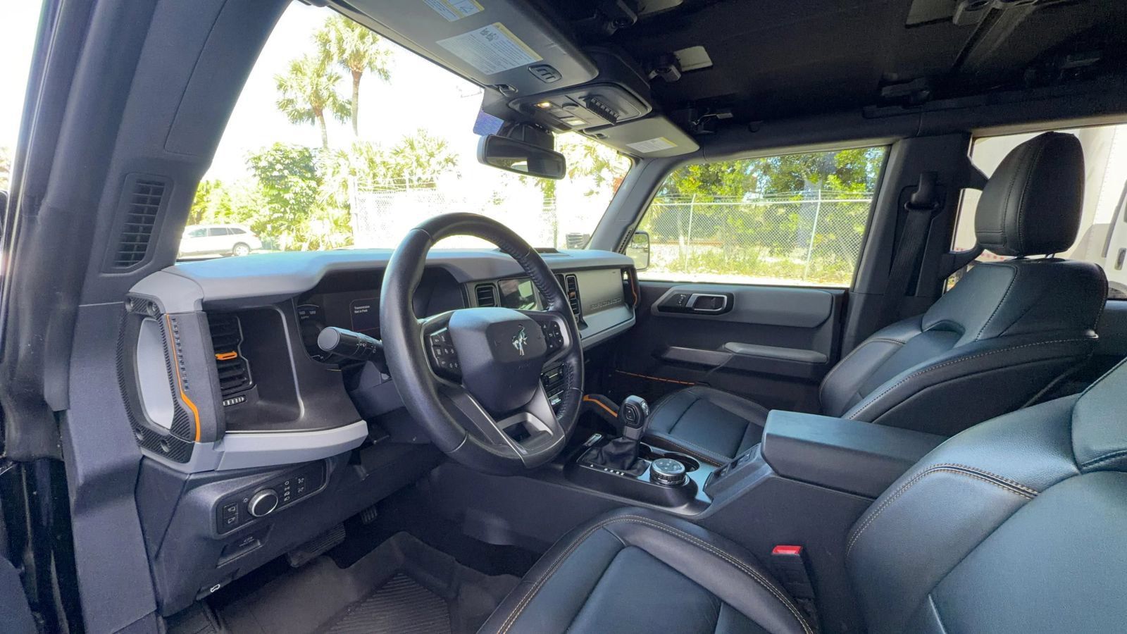 Used 2022 Ford Bronco Badlands AWD/4WD image 9