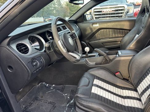 Used 2012 Ford Mustang Shelby GT500 w/ Electronics Pkg image 15