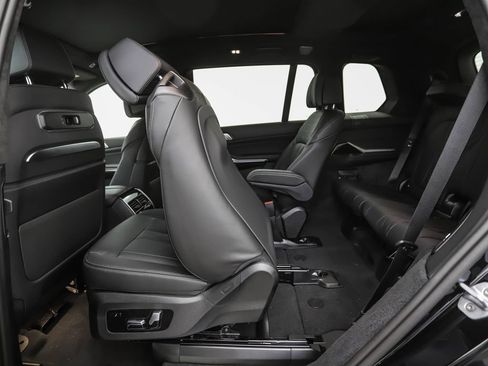 New 2027 BMW X7 M60i AWD/4WD image 24