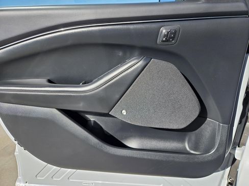 Used 2023 Ford Mustang Mach-E Premium image 21