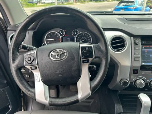 Used 2017 Toyota Tundra SR5 AWD/4WD image 22