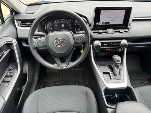 Used 2025 Toyota RAV4 LE FWD image 22