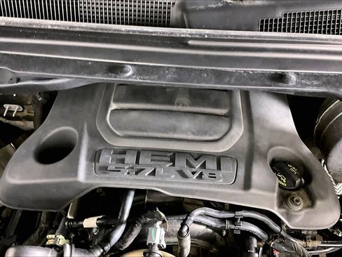 Used 2019 RAM 1500 Limited image 32